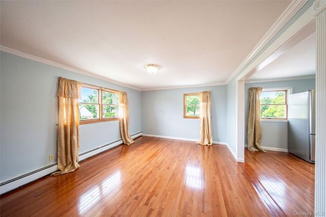 234 Nevada Street, Hicksville, NY 11801