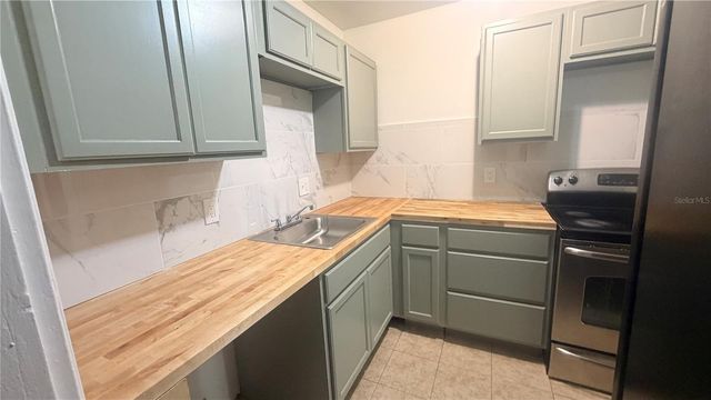 625 19TH STREET, Orlando, FL 32805