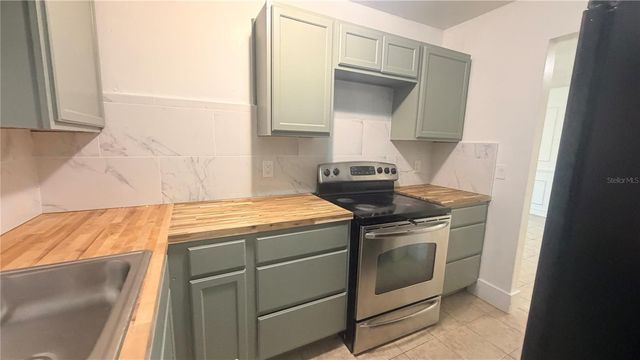 625 19TH STREET, Orlando, FL 32805