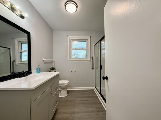 3305 Spears Rd, Nashville, TN 37207