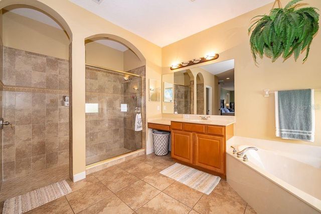 10031 IANS RIDGE ROAD, Orlando, FL 32832