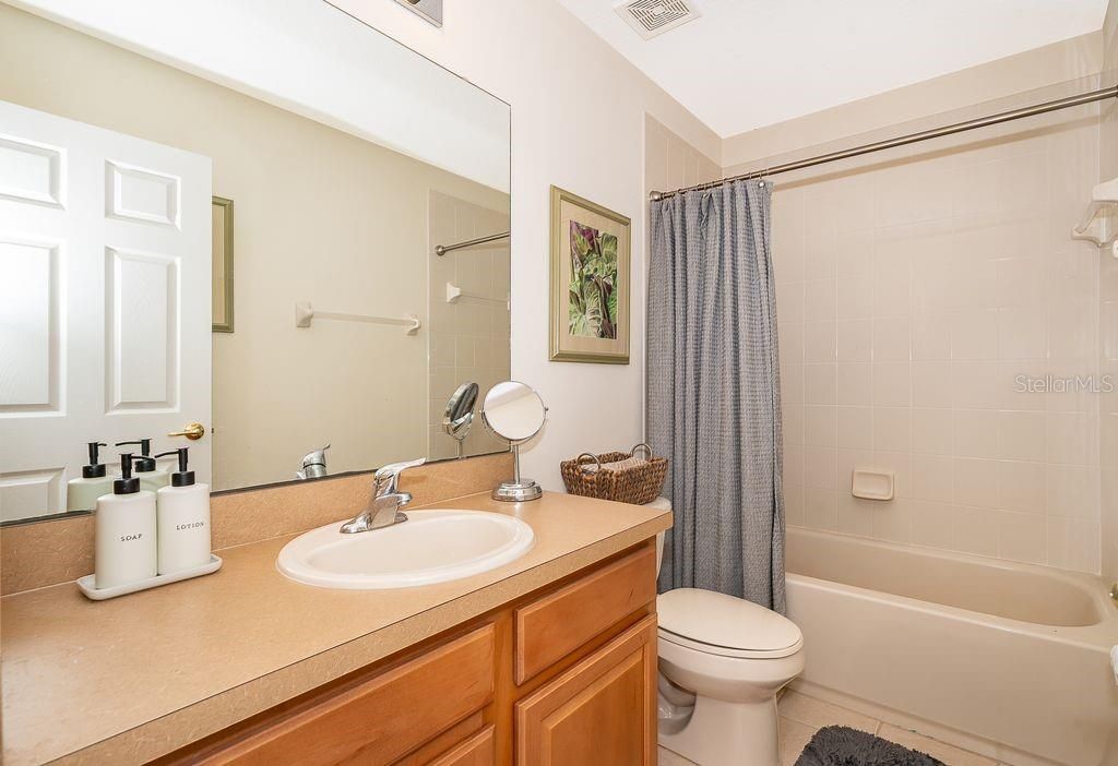 Image 38 of property listing at 10031 IANS RIDGE ROAD, Orlando, FL 32832
