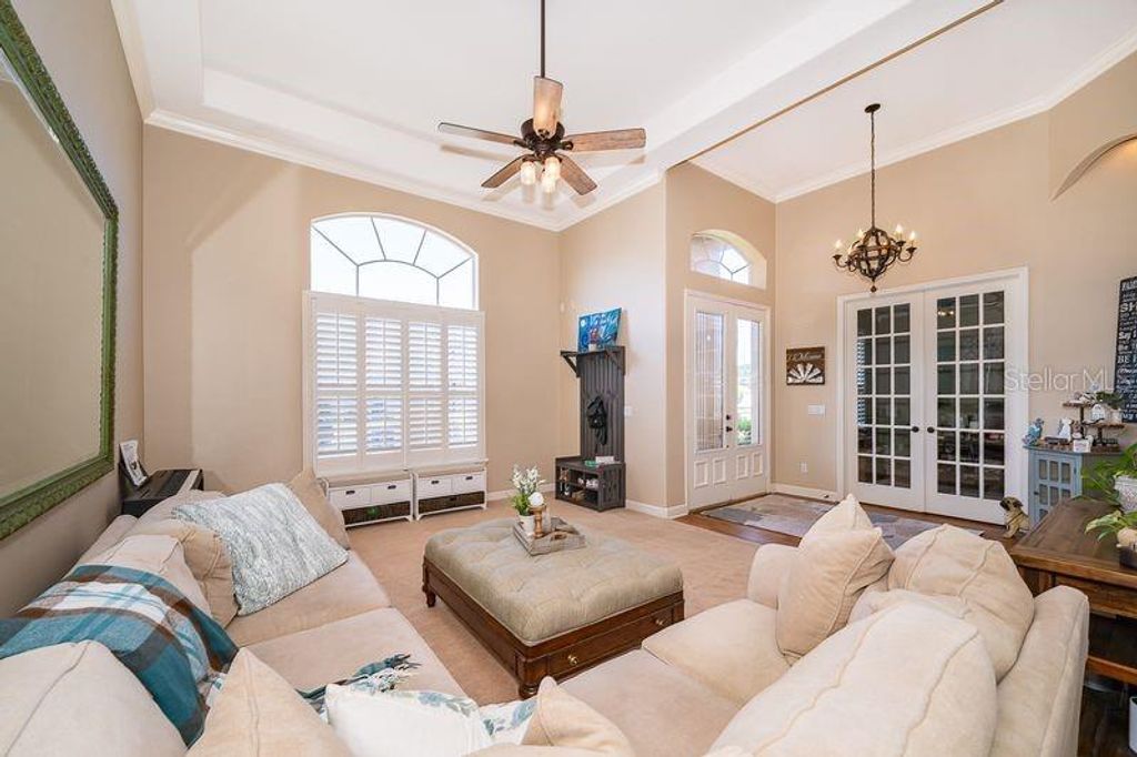 Image 8 of property listing at 10031 IANS RIDGE ROAD, Orlando, FL 32832