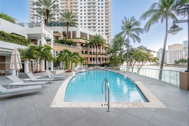 901 Brickell Key Blvd 3004, Miami, FL 33131