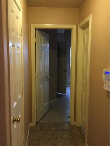 1115 Courtside Drive, League City, TX 77573