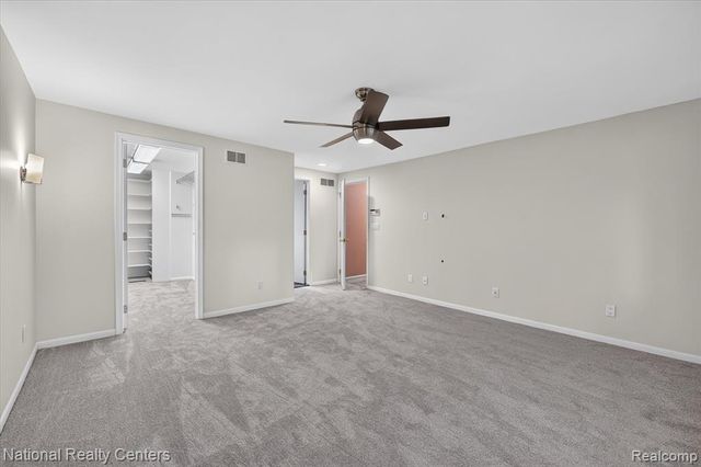4245 Normanwood, West Bloomfield, MI 48323