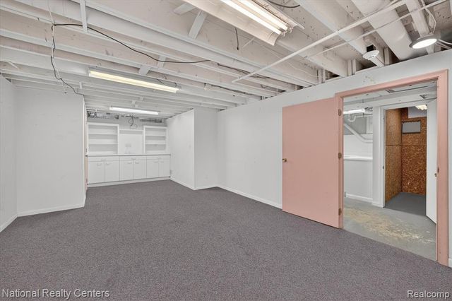 4245 Normanwood, West Bloomfield, MI 48323