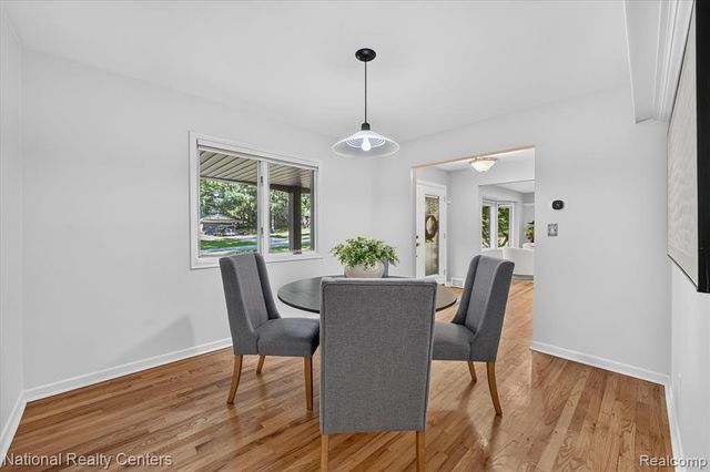 4245 Normanwood, West Bloomfield, MI 48323