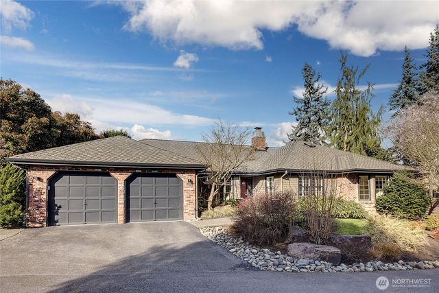 2431 84th Avenue SE, Mercer Island, WA 98040