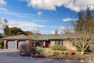 2431 84th Avenue SE, Mercer Island, WA 98040