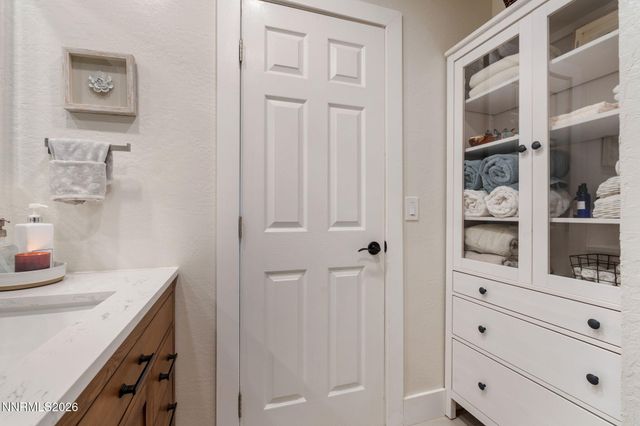 166 Holly Lane, Stateline, NV 89449