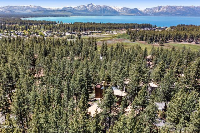 166 Holly Lane, Stateline, NV 89449