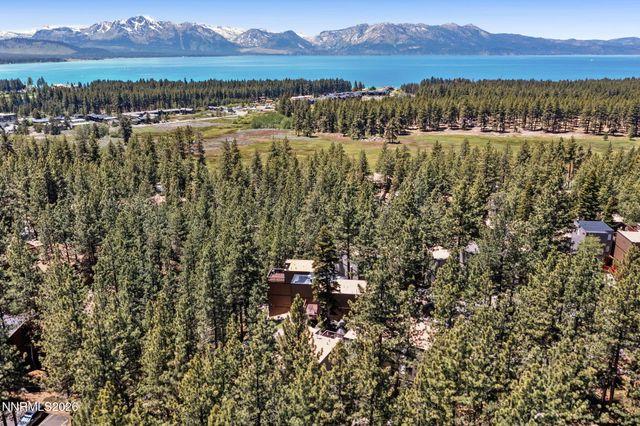 166 Holly Lane, Stateline, NV 89449