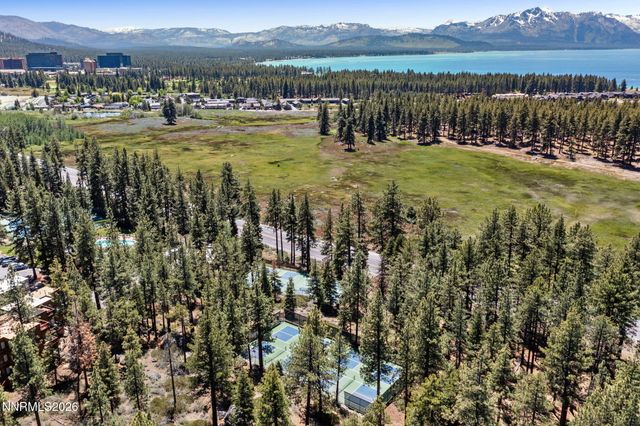 166 Holly Lane, Stateline, NV 89449