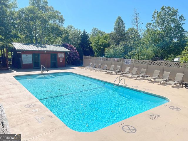 148 Tip Top Circle, Cleveland, GA 30528