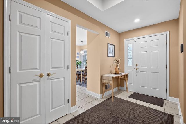 13 HEDGE ROW RD, Princeton, NJ 08540