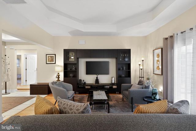 13 HEDGE ROW RD, Princeton, NJ 08540