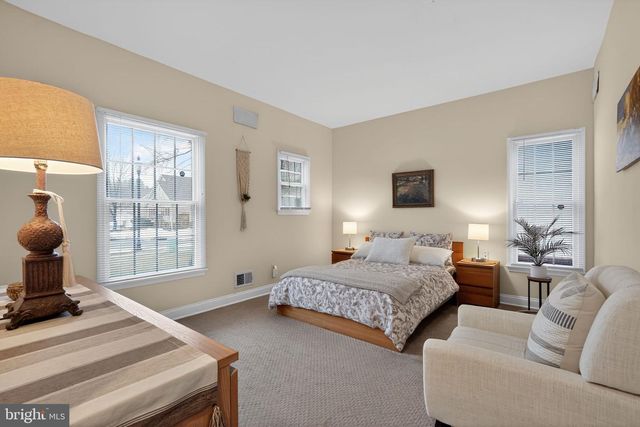 13 HEDGE ROW RD, Princeton, NJ 08540