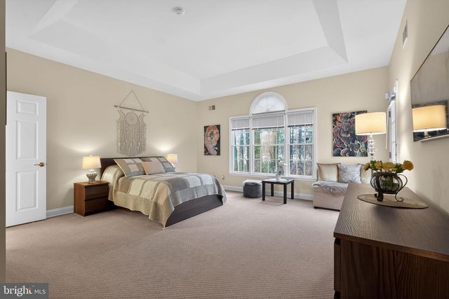 13 HEDGE ROW RD, Princeton, NJ 08540