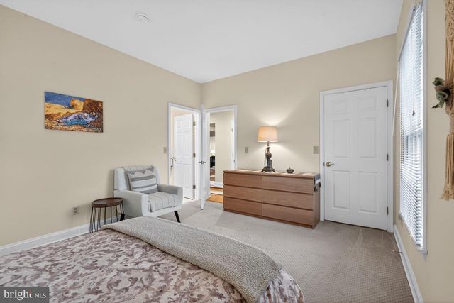 13 HEDGE ROW RD, Princeton, NJ 08540