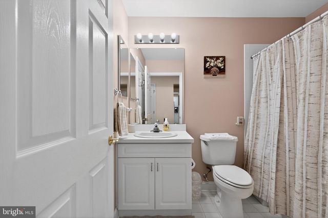 13 HEDGE ROW RD, Princeton, NJ 08540