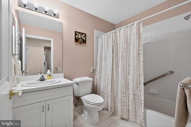 13 HEDGE ROW RD, Princeton, NJ 08540