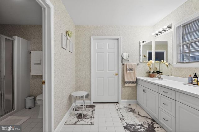 13 HEDGE ROW RD, Princeton, NJ 08540