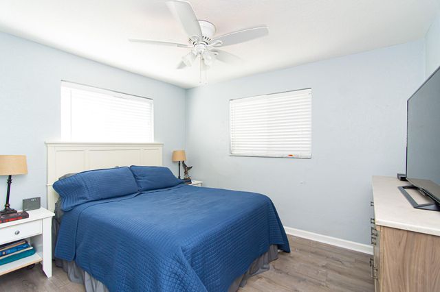 5711 NW 48th Avenue, Tamarac, FL 33319