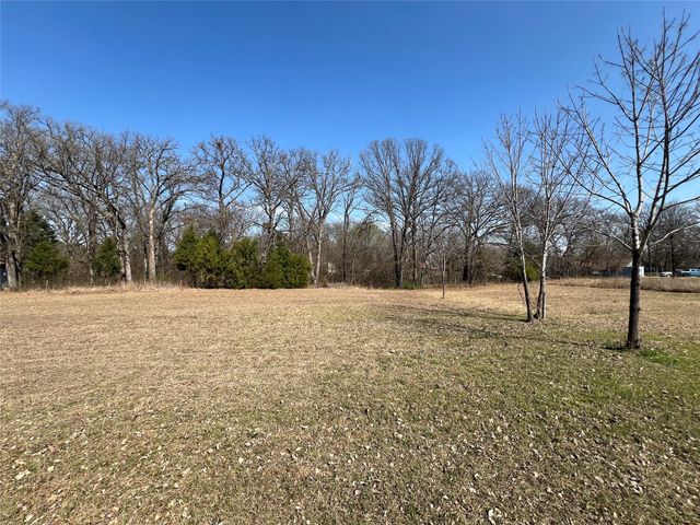 47 Kanakoa Drive, Tool, TX 75143