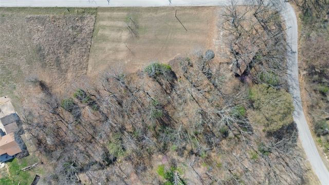 47 Kanakoa Drive, Tool, TX 75143