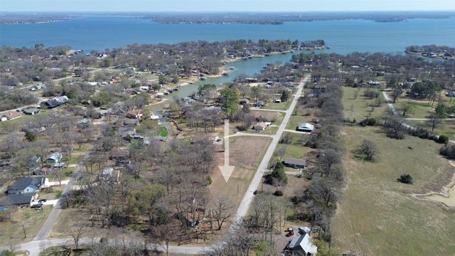 47 Kanakoa Drive, Tool, TX 75143