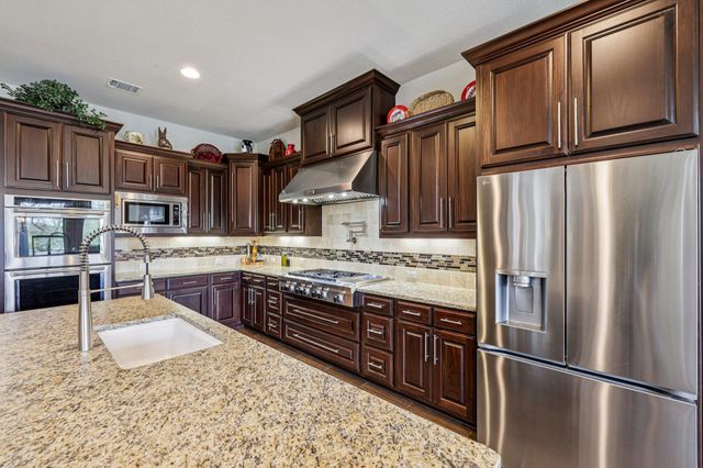 2533 Livenza PL, Leander, TX 78641