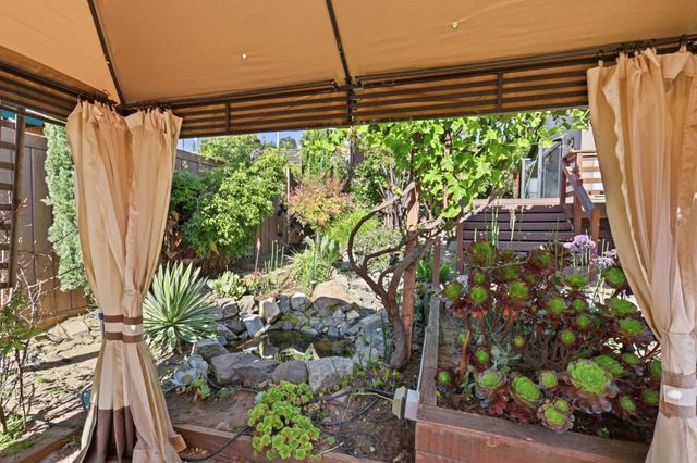 295 Day Valley Road, Aptos, CA 95003