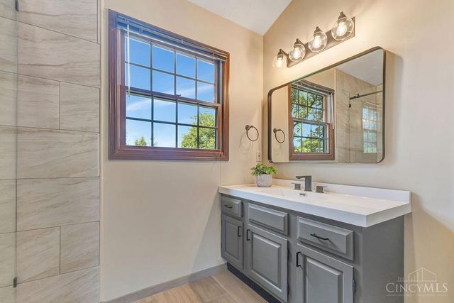 5757 McCarthy Court, West Chester, OH 45069