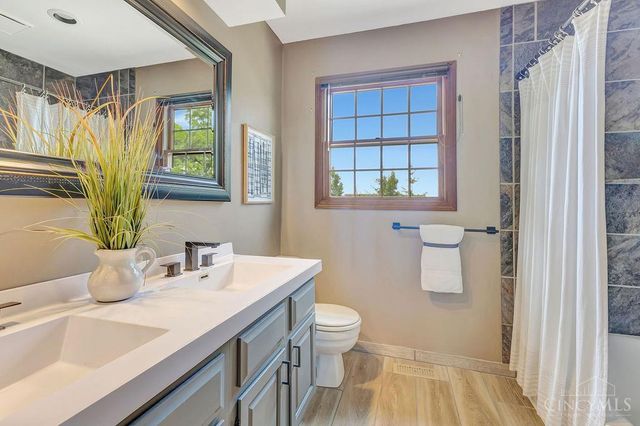 5757 McCarthy Court, West Chester, OH 45069