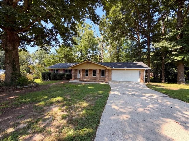 1653 E Kellogg Circle, Douglasville, GA 30134
