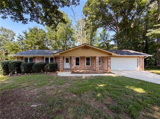 1653 E Kellogg Circle, Douglasville, GA 30134