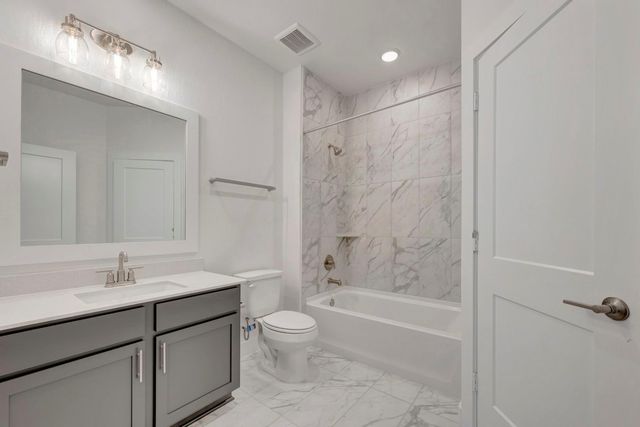 455 6th Street, Magnolia, TX 77355