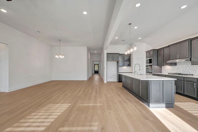 455 6th Street, Magnolia, TX 77355