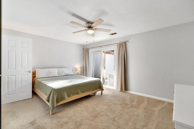 42 Mckelvy Ave, Clovis, CA 93611