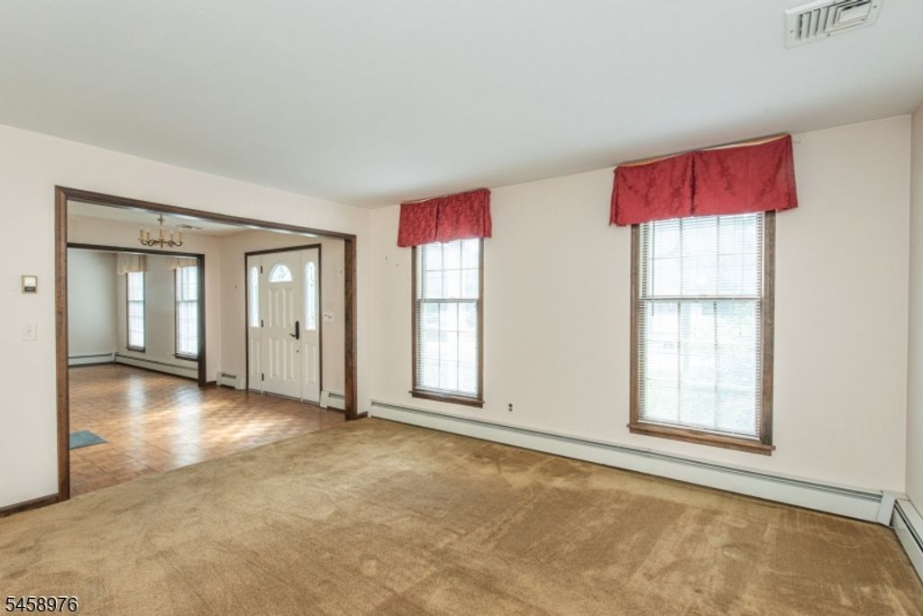 251 Big Piece Rd, Fairfield Twp., NJ 07004 — photo 3