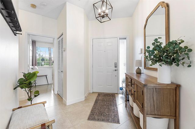 10650 NW 48th St, Coral Springs, FL 33076