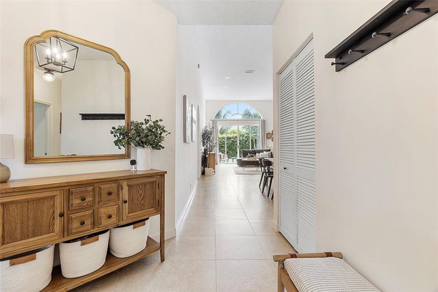 10650 NW 48th St, Coral Springs, FL 33076