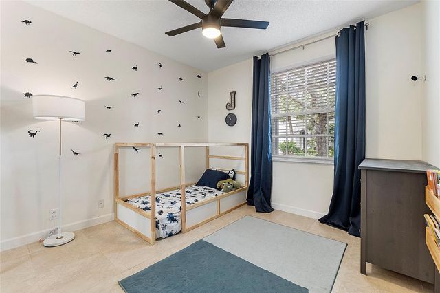 10650 NW 48th St, Coral Springs, FL 33076