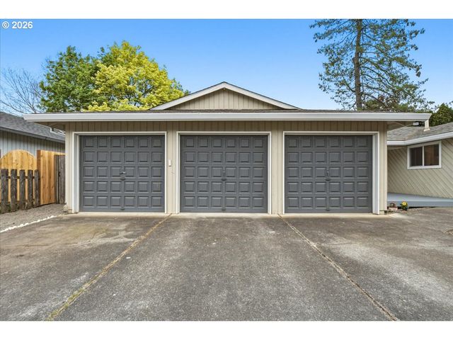 4620 Sw 183RD Ct, Beaverton, OR 97078