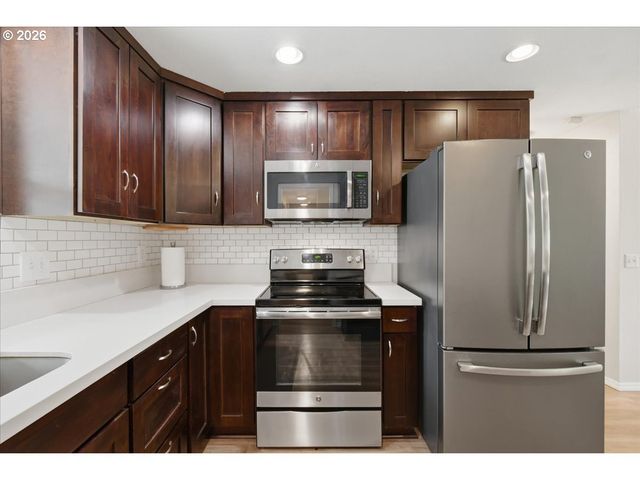 4620 Sw 183RD Ct, Beaverton, OR 97078