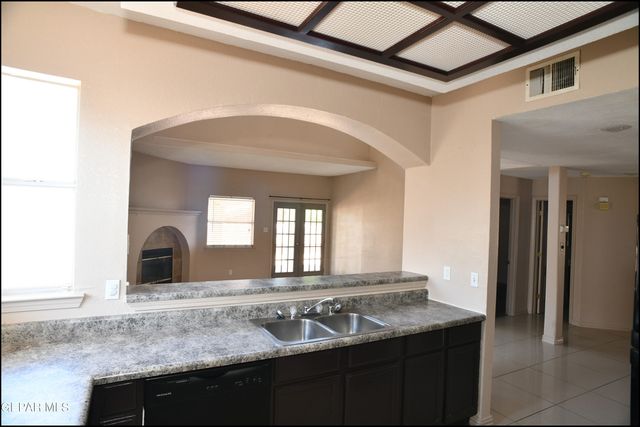 1345 DIANA NATALICIO Drive, El Paso, TX 79936