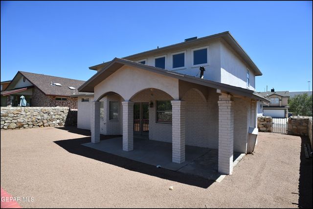 1345 DIANA NATALICIO Drive, El Paso, TX 79936