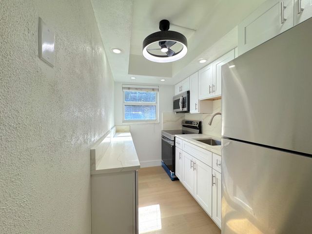 2815 NE 33rd Avenue 106, Fort Lauderdale, FL 33308