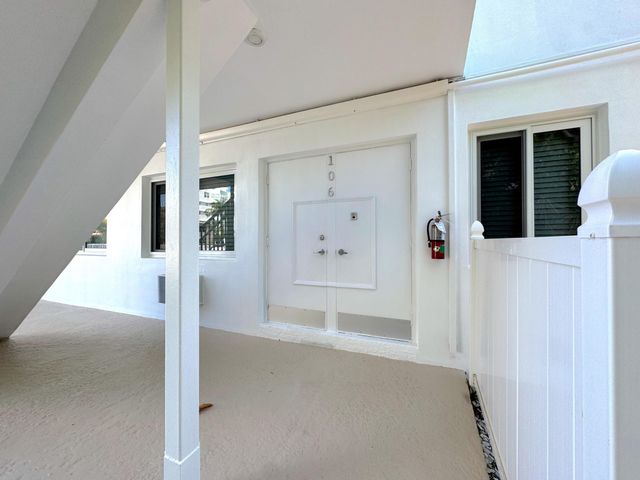 2815 NE 33rd Avenue 106, Fort Lauderdale, FL 33308